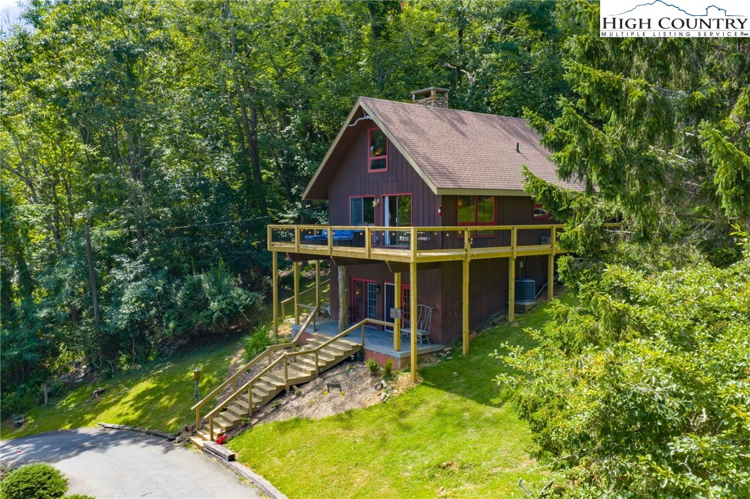 166 Knob Hill Lane