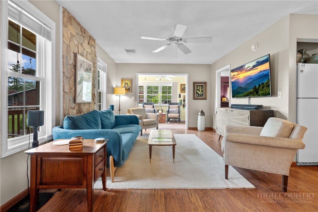 17 Elderberry Loop