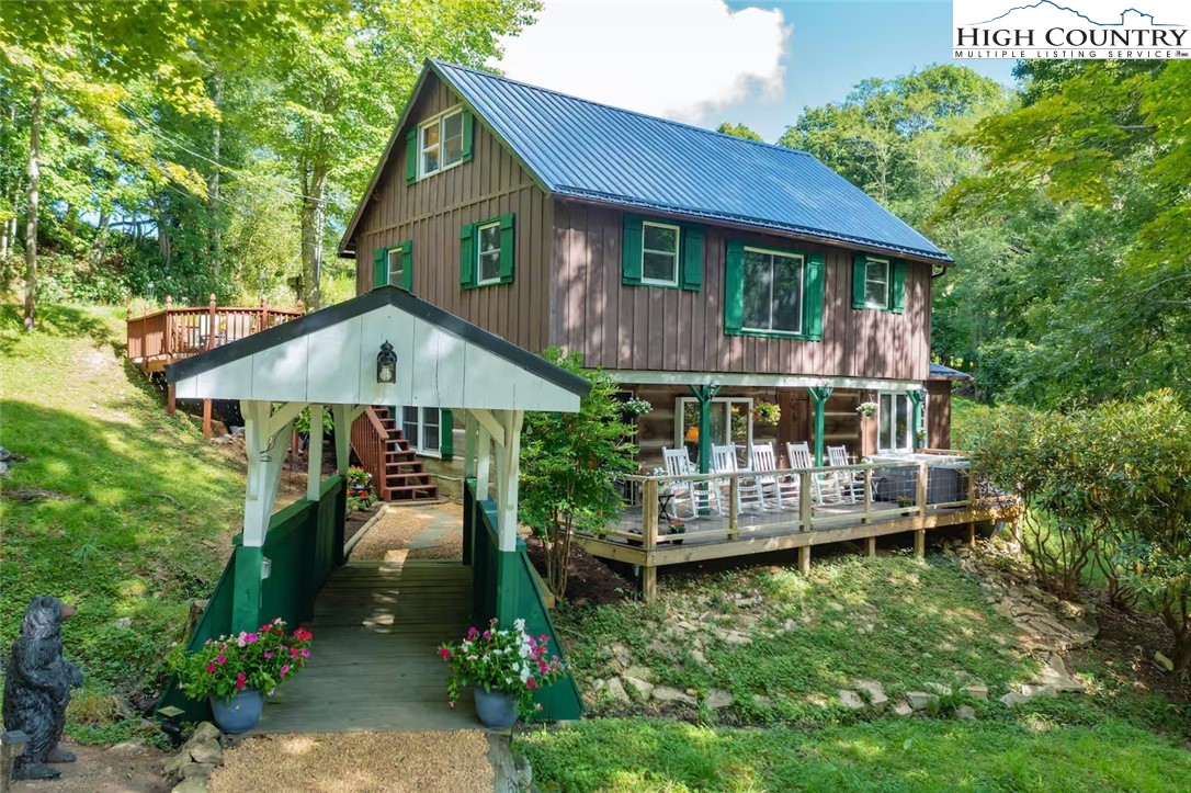 17 Grey Fox Ridge Road