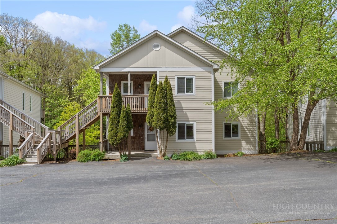 174 Evergreen Springs Court 301