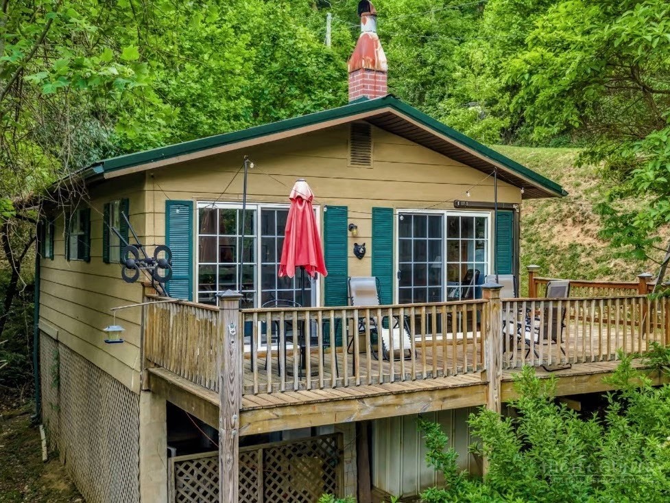 177 Dawnview Drive