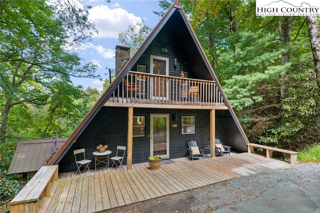 179 Rhododendron Drive