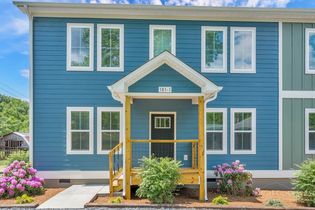181 Circle Drive 1