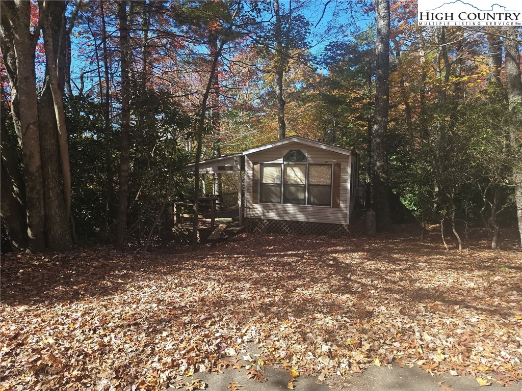 185 Elderberry Loop
