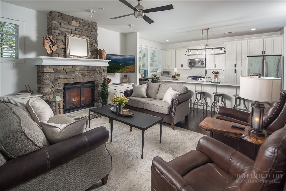 188 Ramblestone Terrace 203A