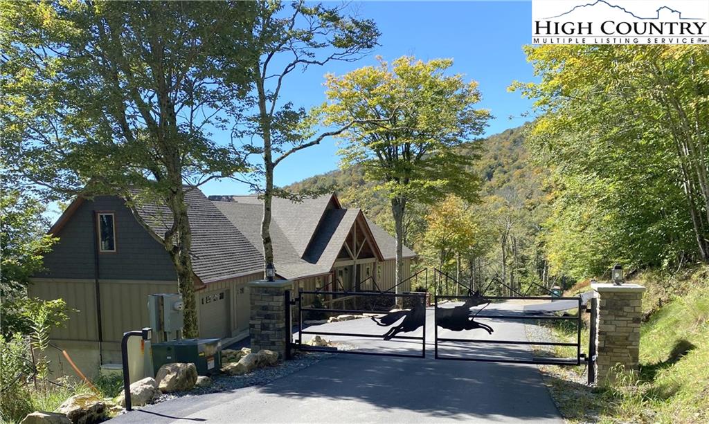 MLS 224801 192 Silver Fox Trail, Banner Elk, NC 28604