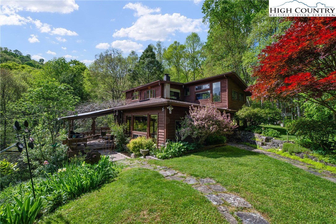 194 Shulls Hollar Road