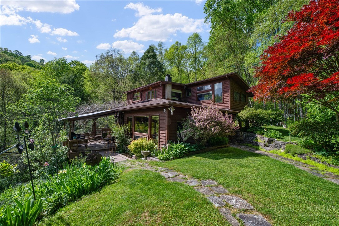194 Shulls Hollar Road