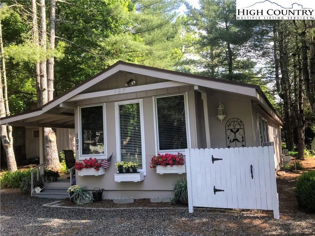 MLS 233079 197 Trillium Road, Newland, NC 28657