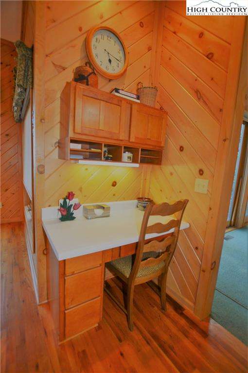 MLS 221933 202 Pinnacle Ridge Road, Beech Mountain, NC 28604