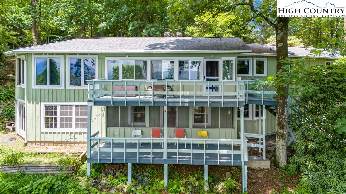 203 Laurel Lane