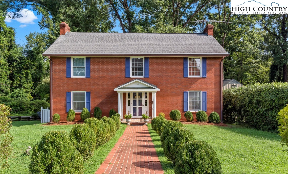205 Hawthorne Road