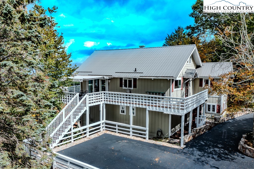 206 Pinnacle Ridge Road