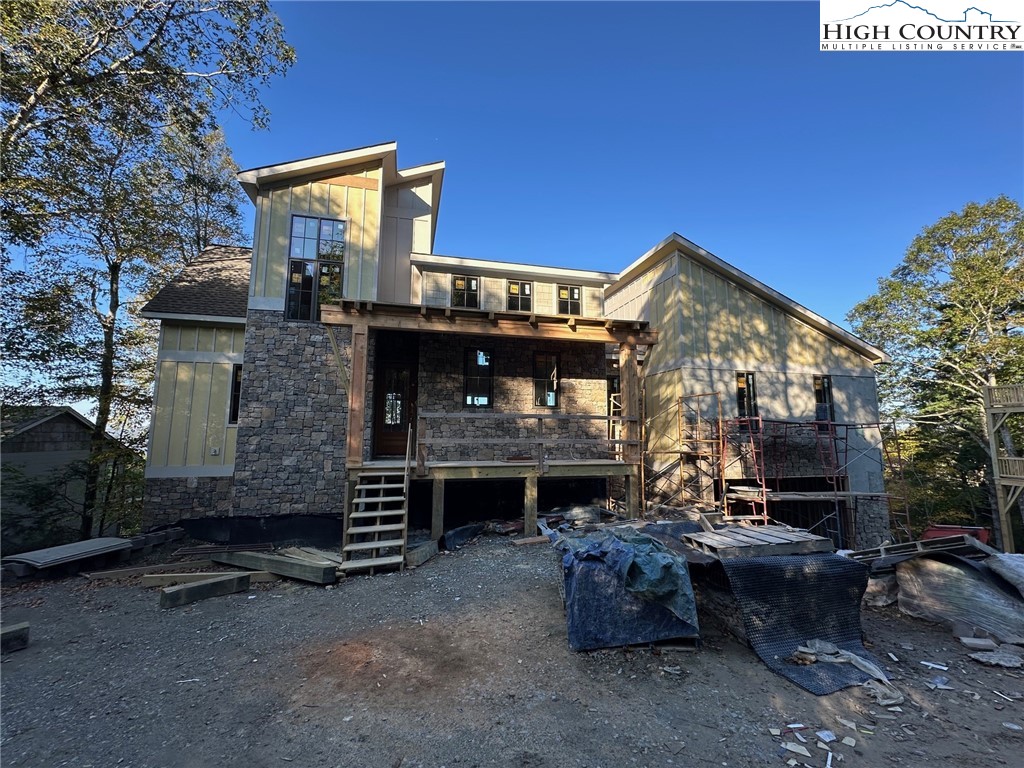 206 Spruce Pine Trail