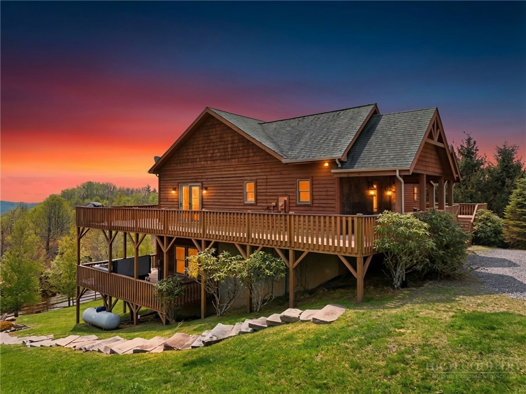 2081 Blackberry Road