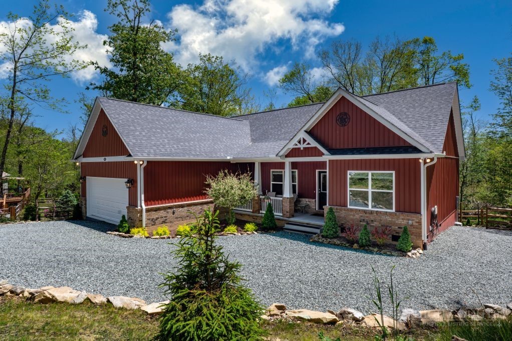 209 Woodhaven Drive