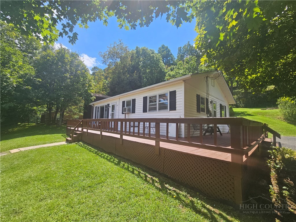211 Arthur G Caudill Rd