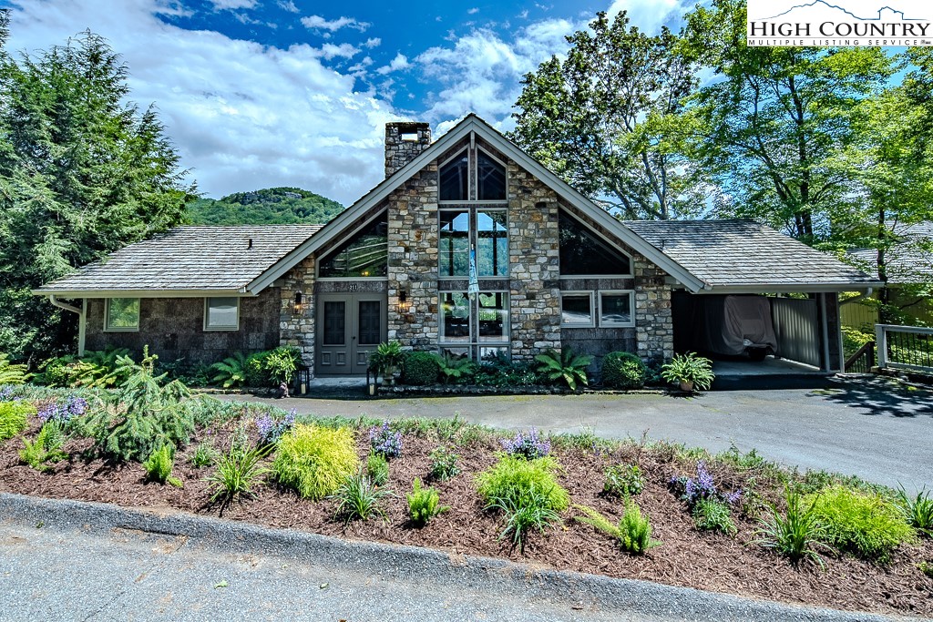 211 Balsam