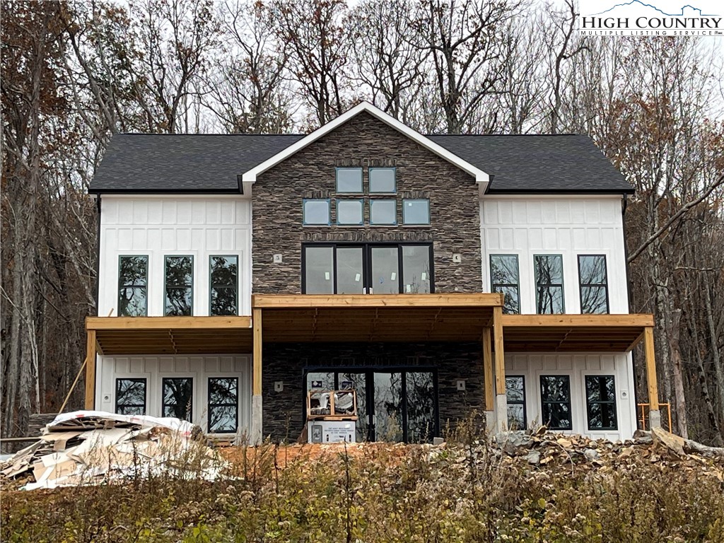 2120 ELK CREEK MOUNTAIN Parkway