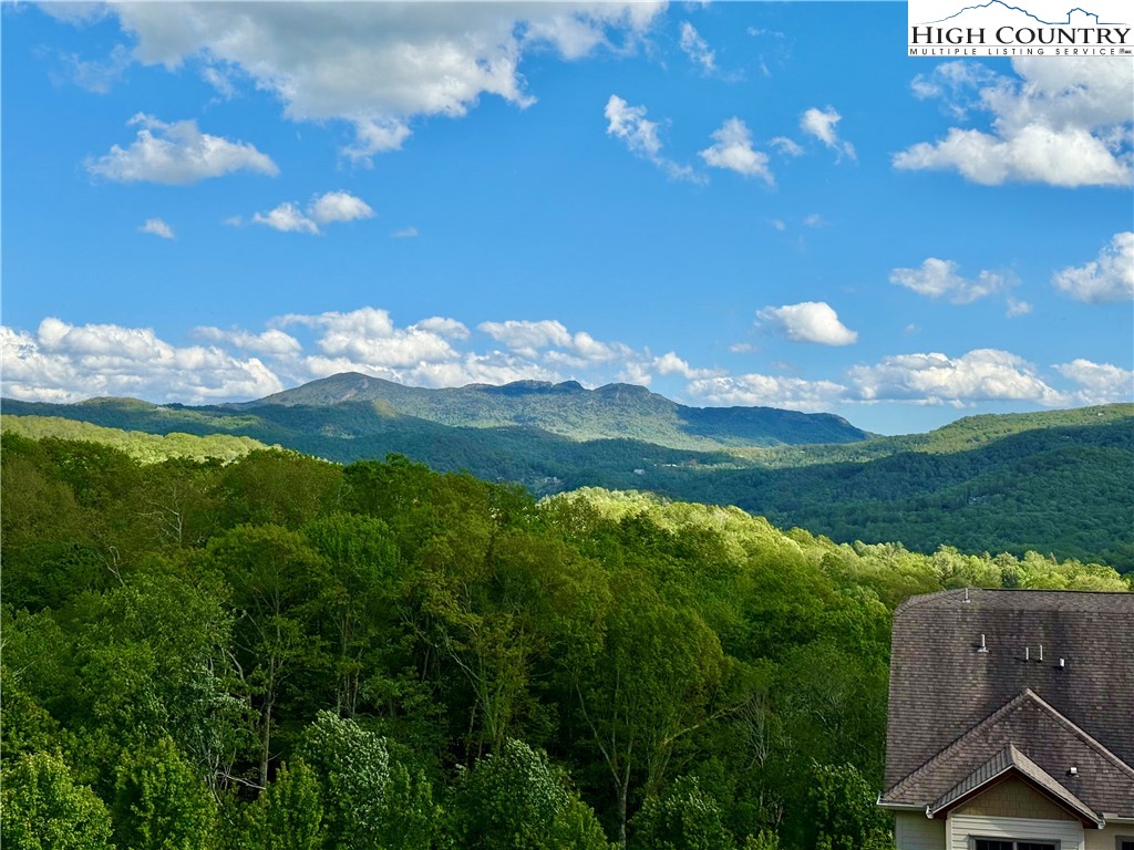 214 Vistas Way 1A