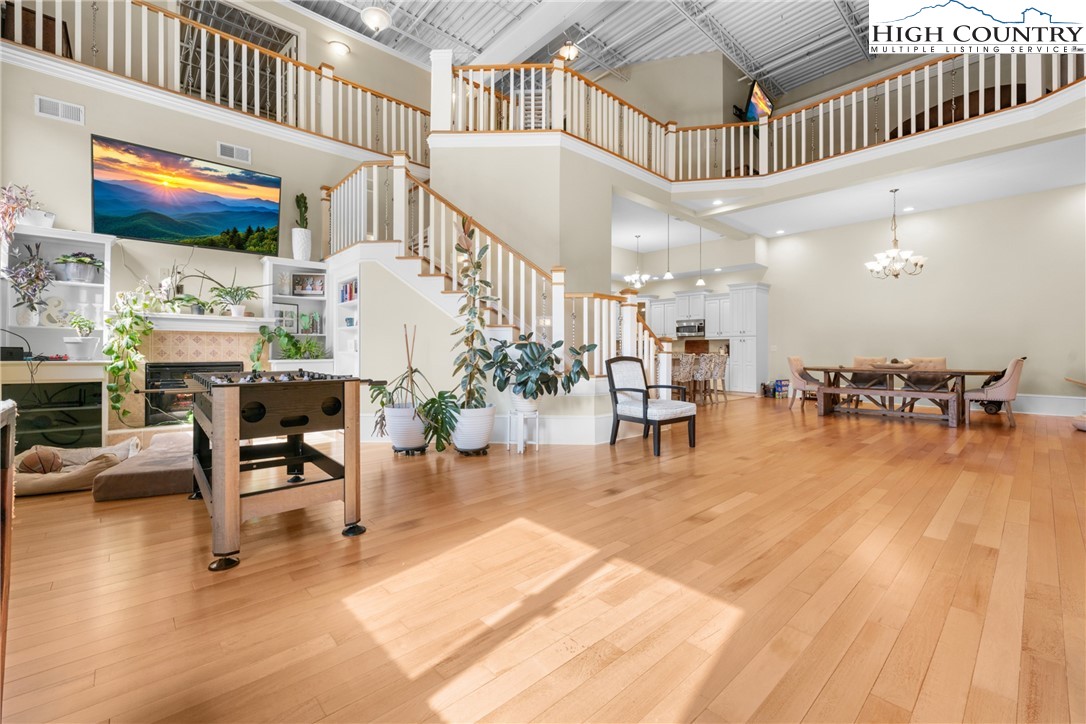 215 S Jefferson Avenue 206