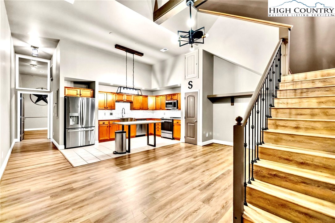 215 S Jefferson Station Place 203