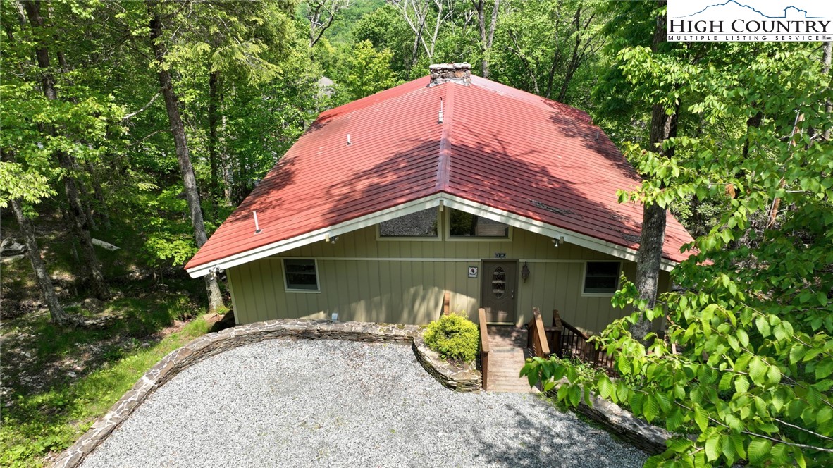 216 Lake Rd + 2 lots