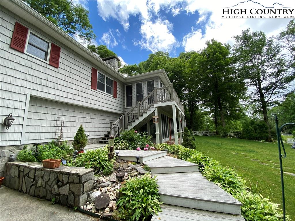 MLS 230962 218 Countryside Lane Lane, Blowing Rock, NC 28605