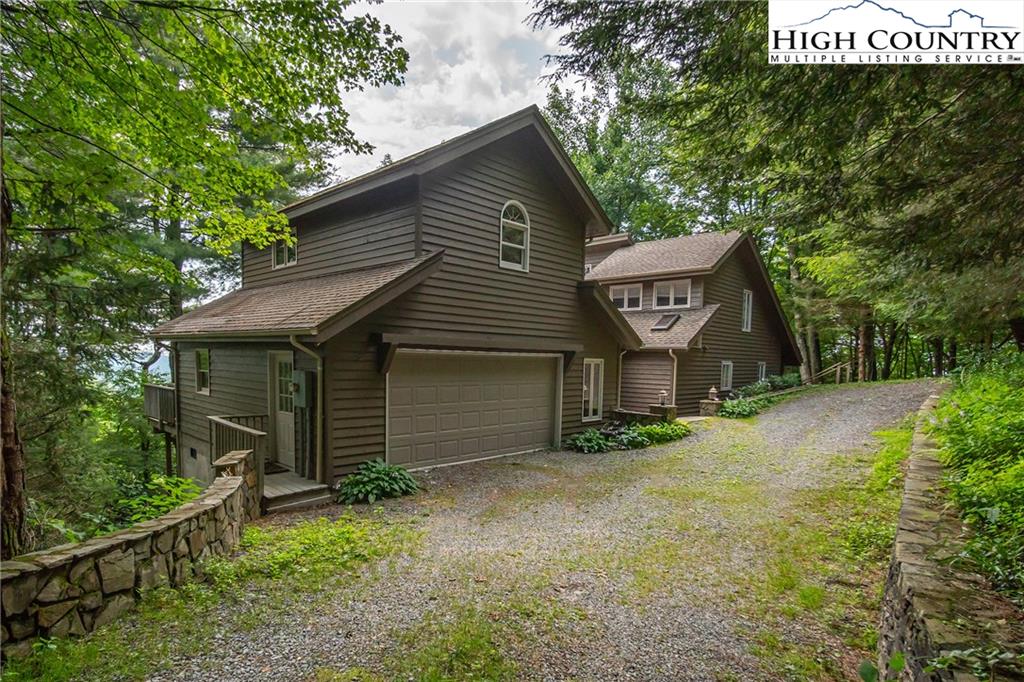 MLS 223142 219 Forest Park Drive, Blowing Rock, NC 28605