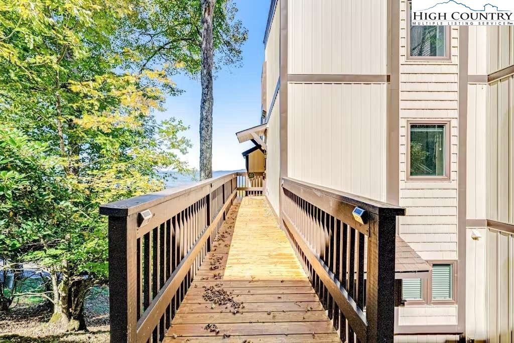 220 Northridge Road 21