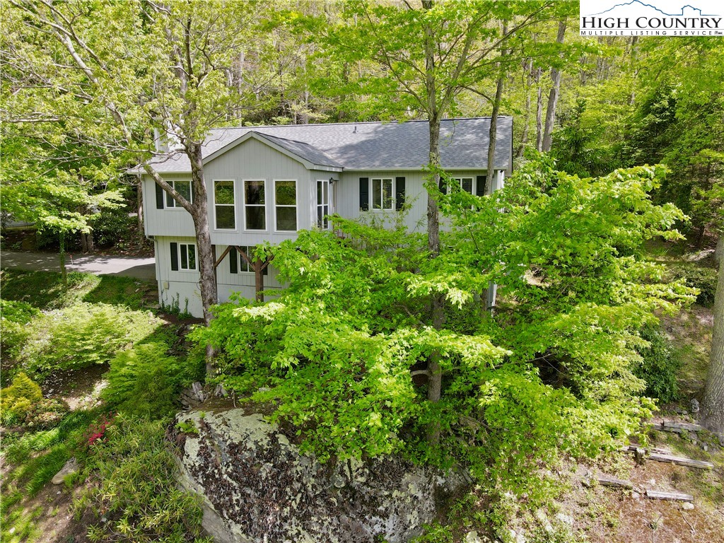 220 Woodwinds Lane