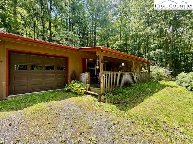 2202 Old 16 Highway