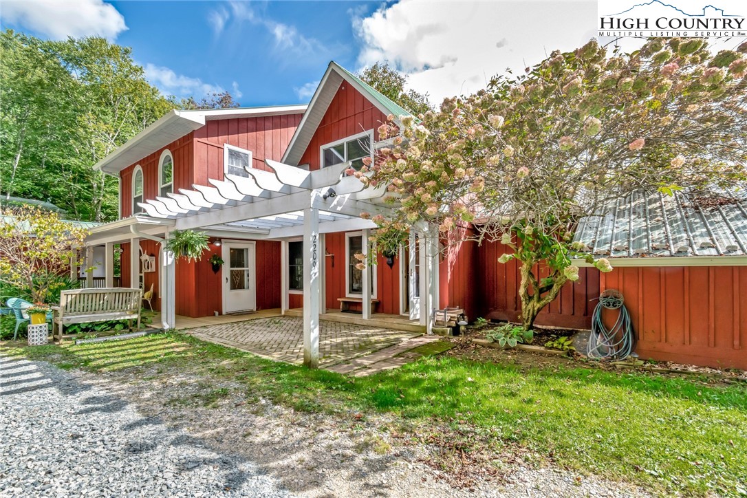 2209 Sugar Mountain 2 Road