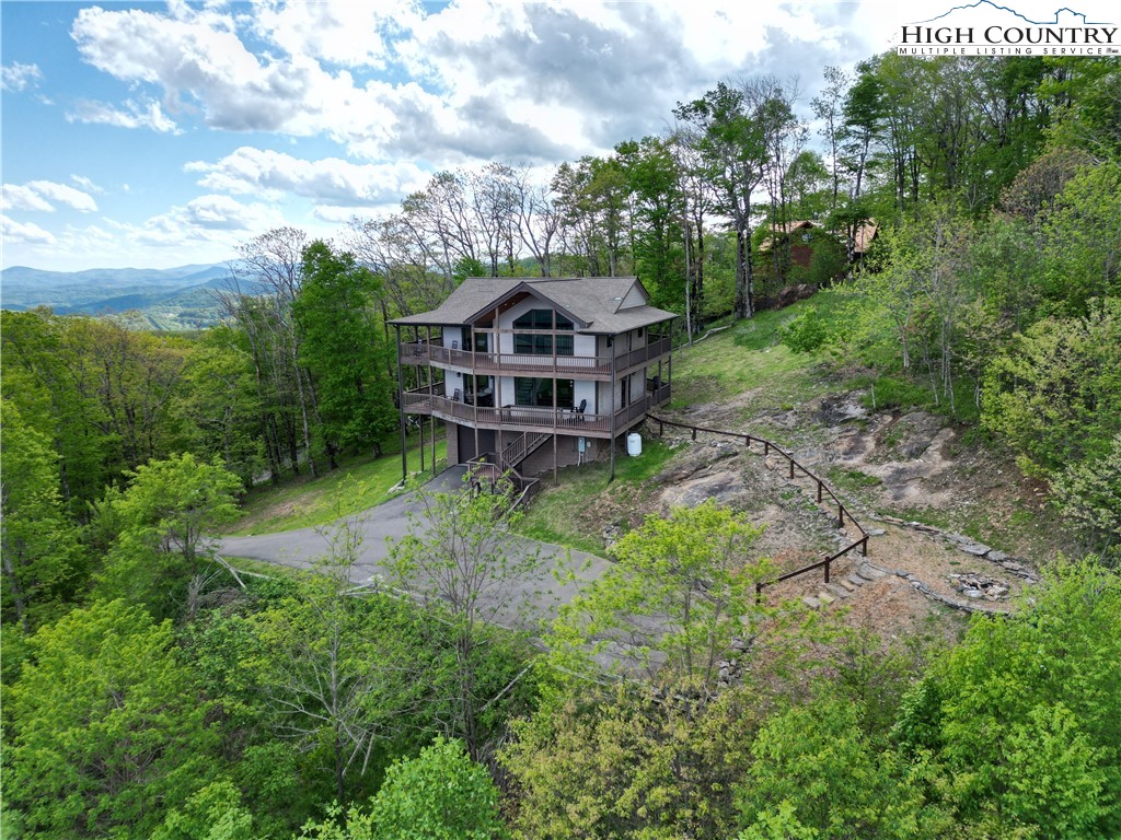222 W Big Tree Road