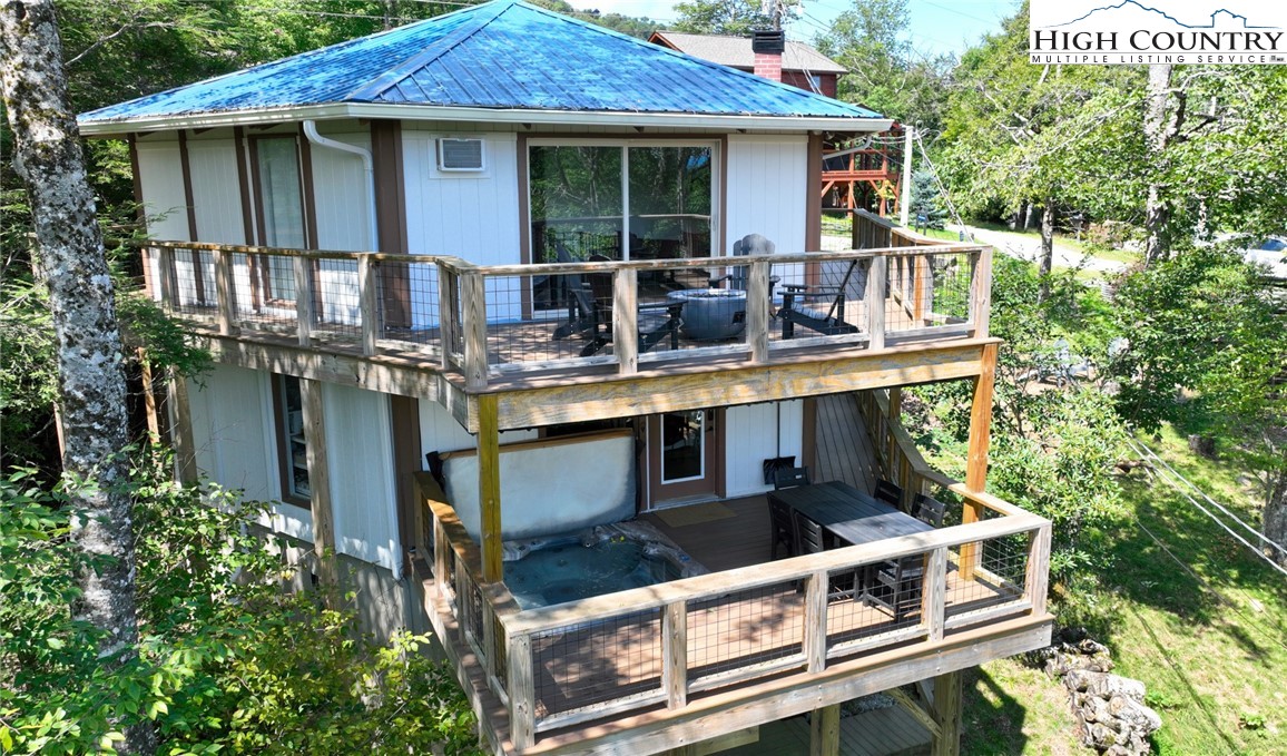 228 Birchwood Lane