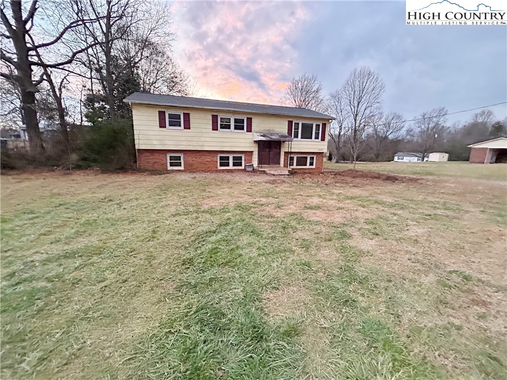 2330 NE 40th Ave. Court