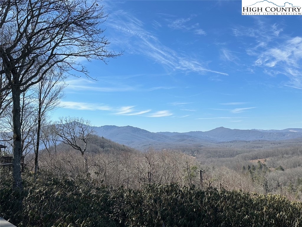 235 Gorge View Drive