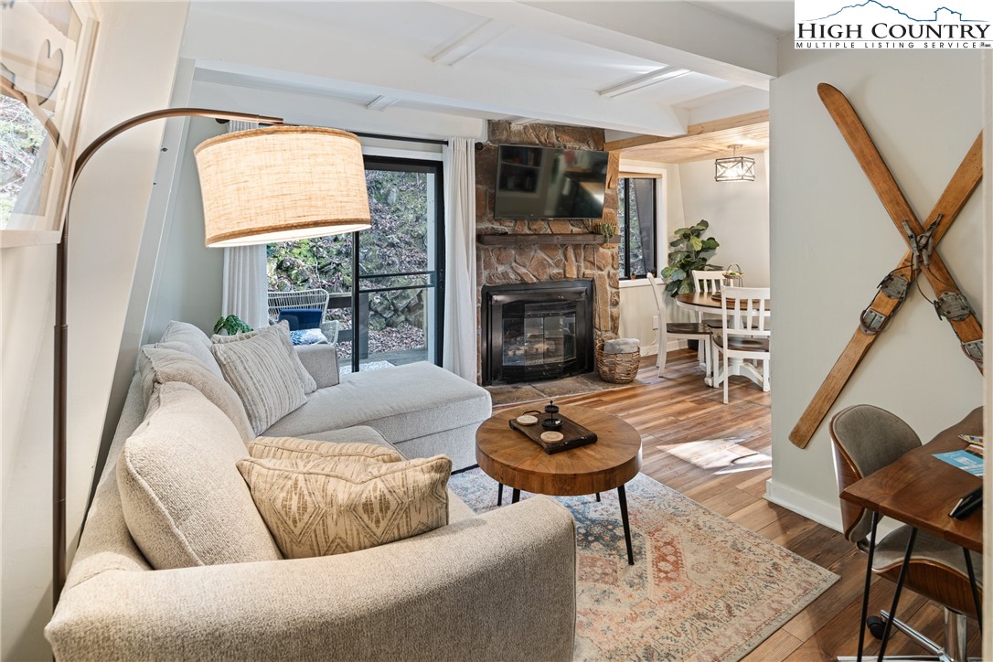 24 Creekside Drive A