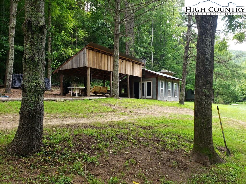 MLS 223668 2451 Turkey Knob Road, Fries, VA 24330