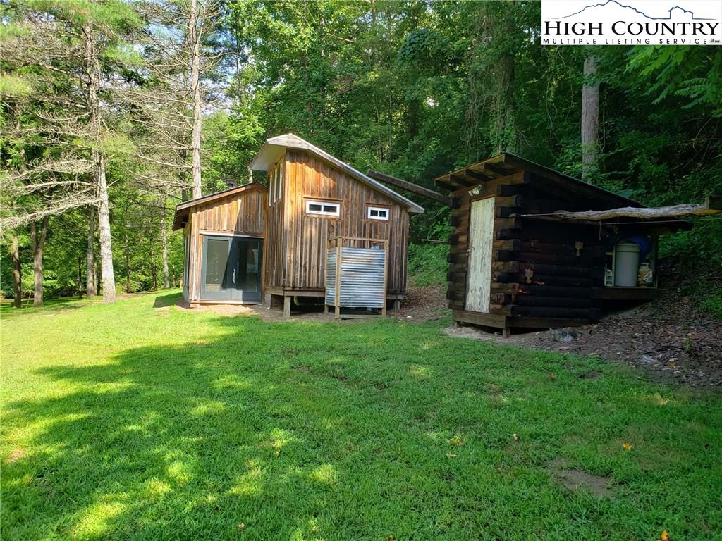 MLS 223668 2451 Turkey Knob Road, Fries, VA 24330