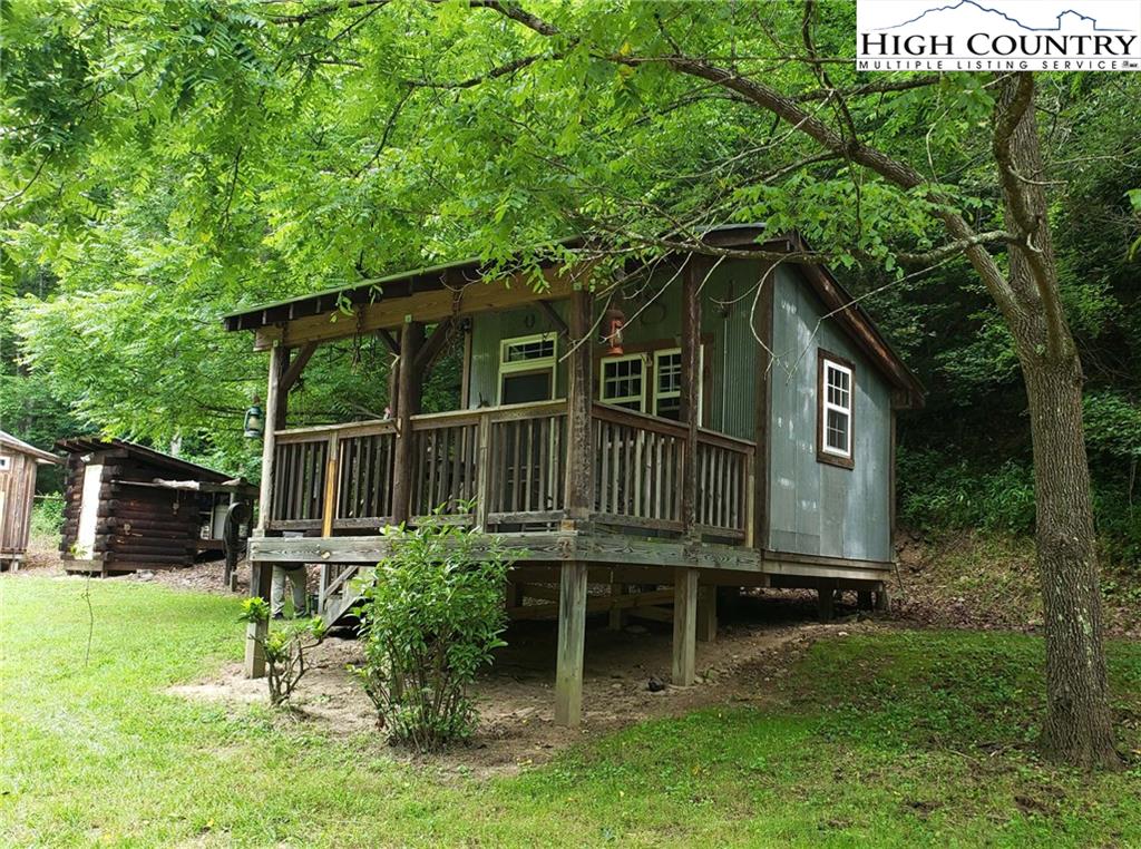 MLS 223668 2451 Turkey Knob Road, Fries, VA 24330