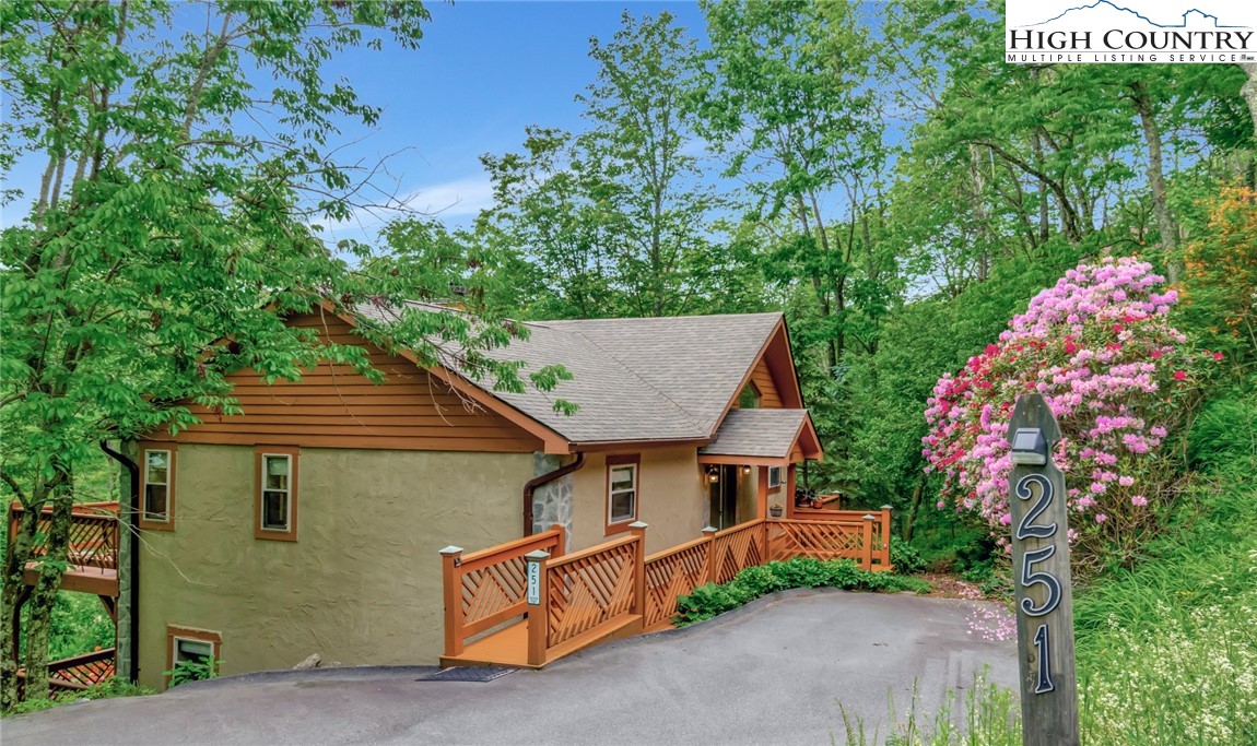 251 Skiview Road
