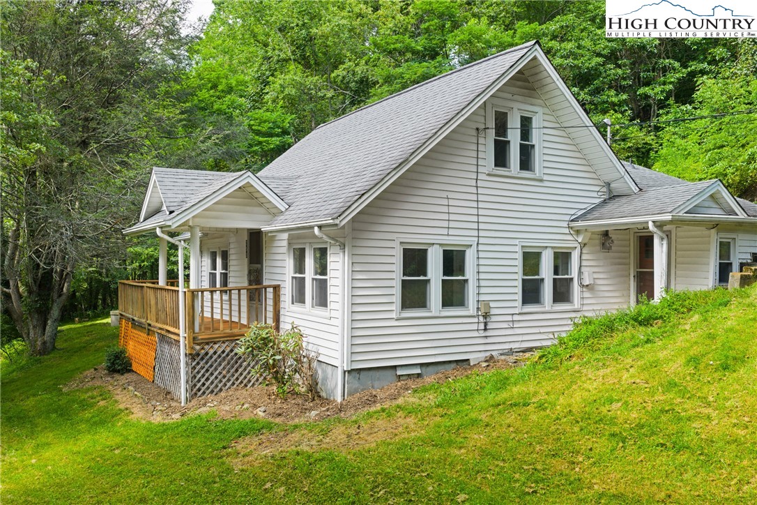 253 Old Blowing Rock Road