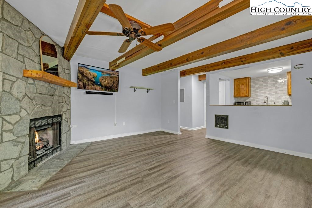 26 Pinetop Circle C
