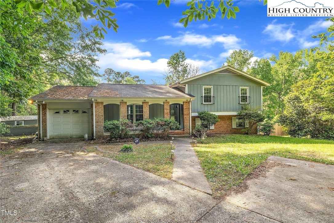 2608 Foxgate Drive