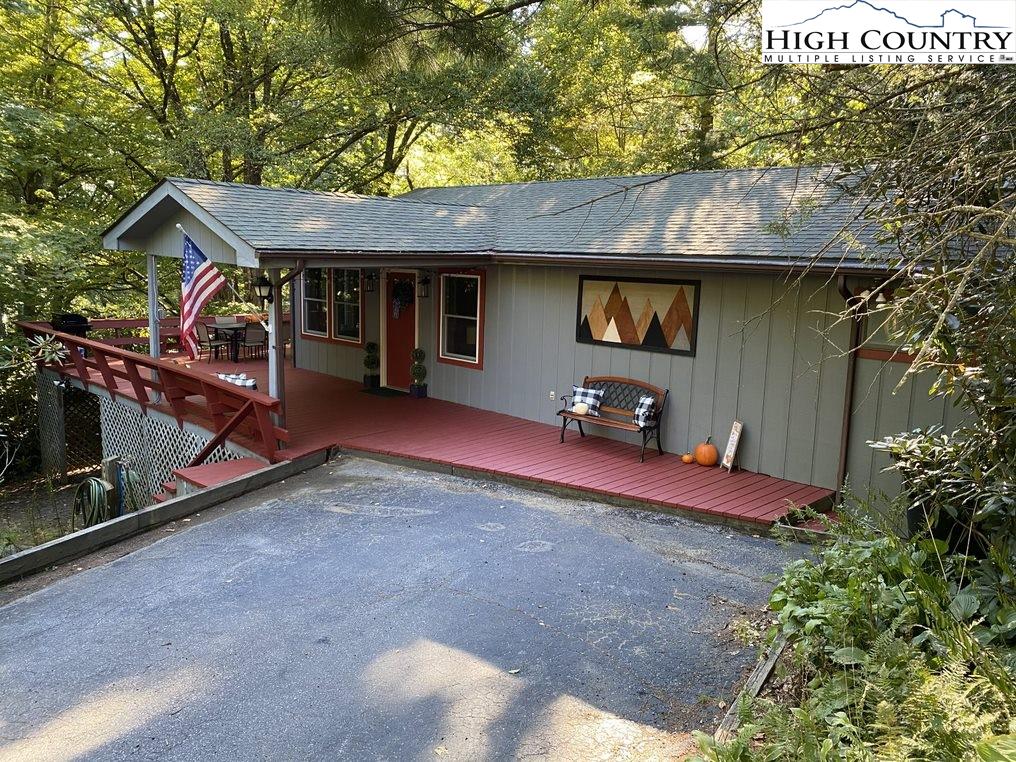 MLS 233534 27 Balsam Lane, Newland, NC 28657