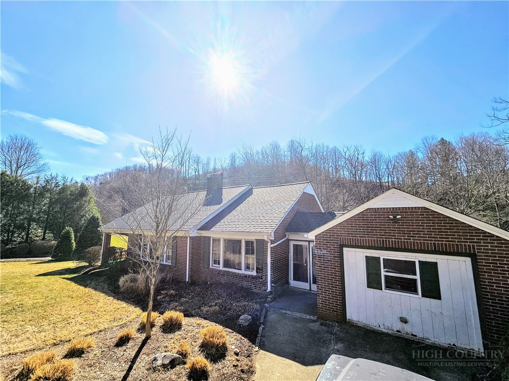 270 Wade E Vannoy Dr