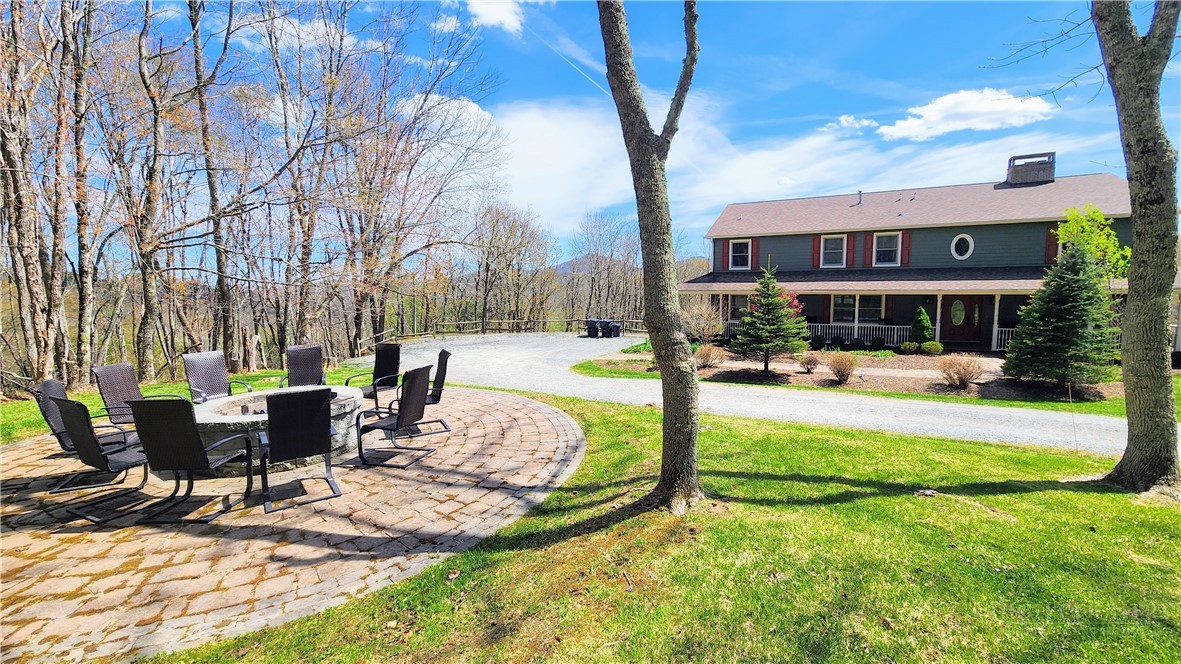 272 Stoneybrook Lane