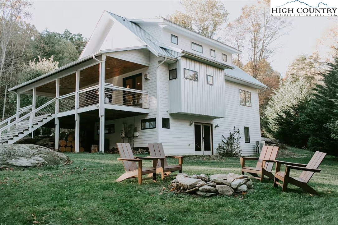 2753 Dutch Creek Road