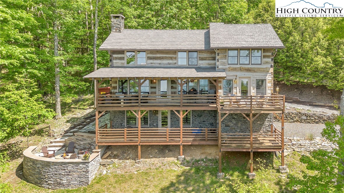 289 Summit Drive